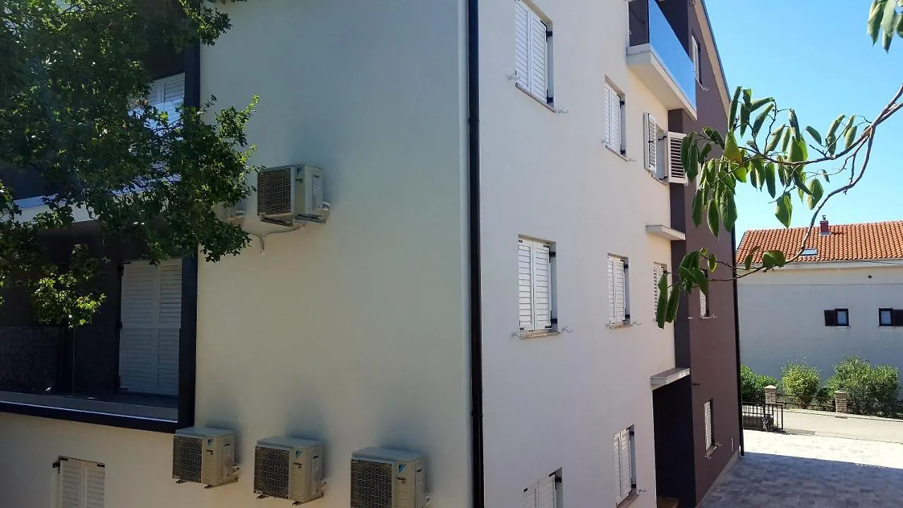 Apartmani Avis Selce