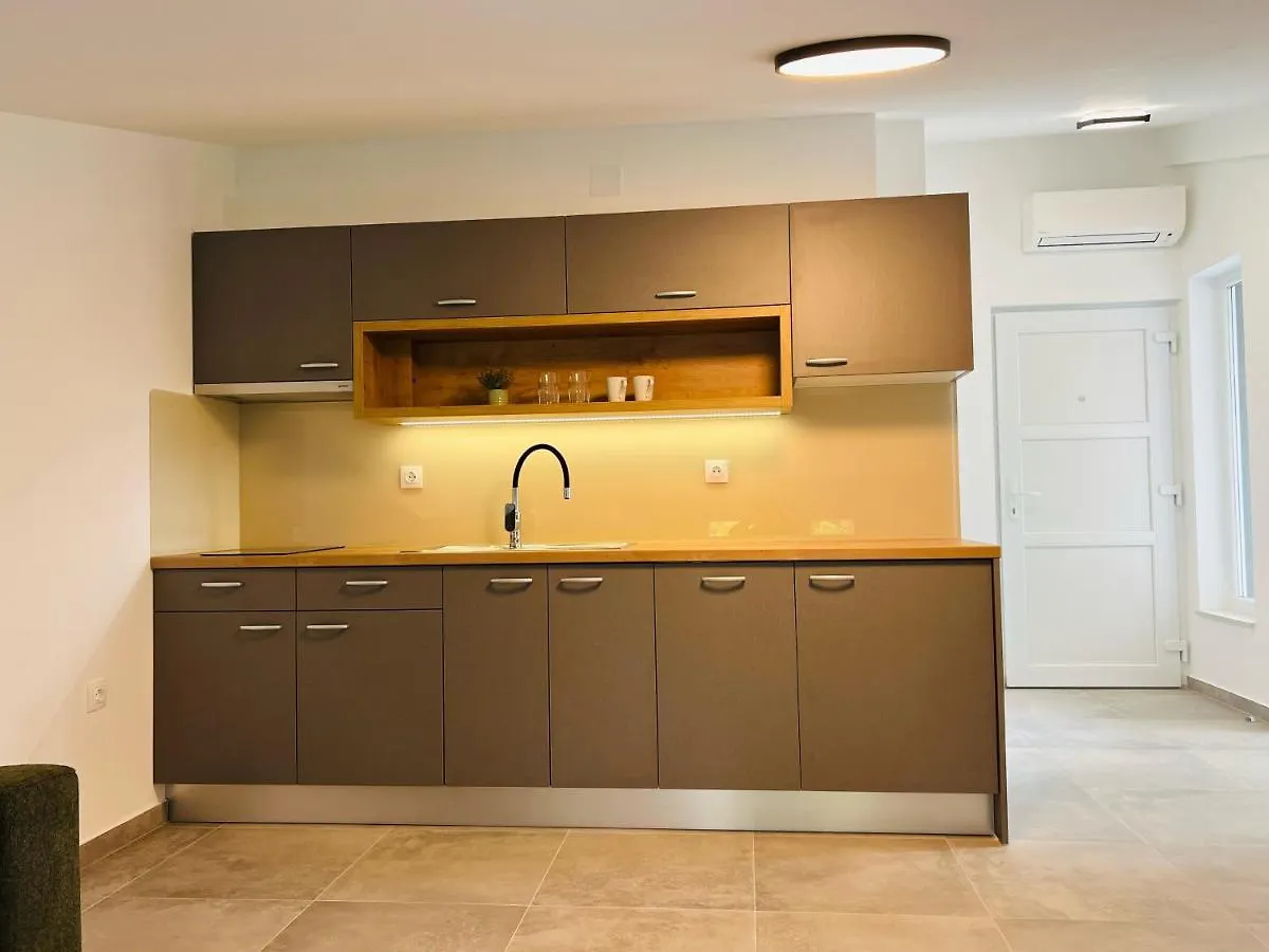 Apartmani Avis Selce