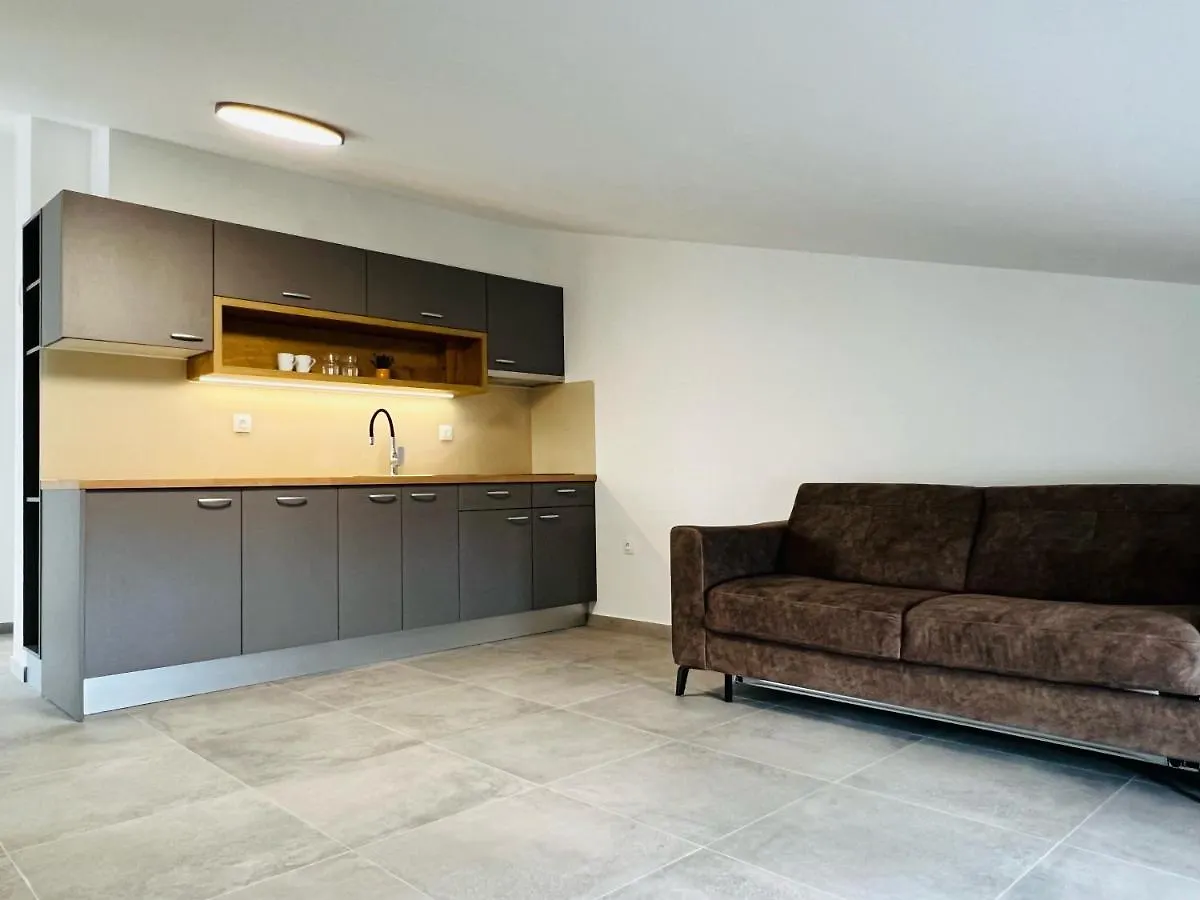 Apartmani Avis Selce