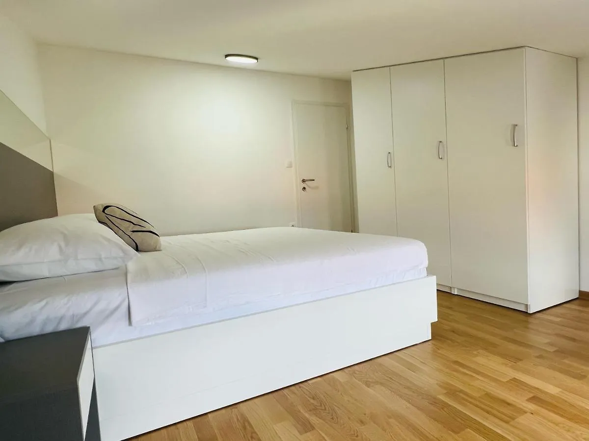 Apartmani Avis Selce 0*,  Horvátország