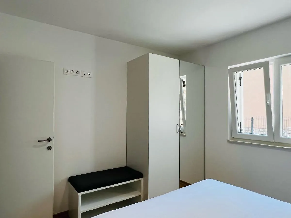 Apartmani Avis Selce 0*,  Horvátország