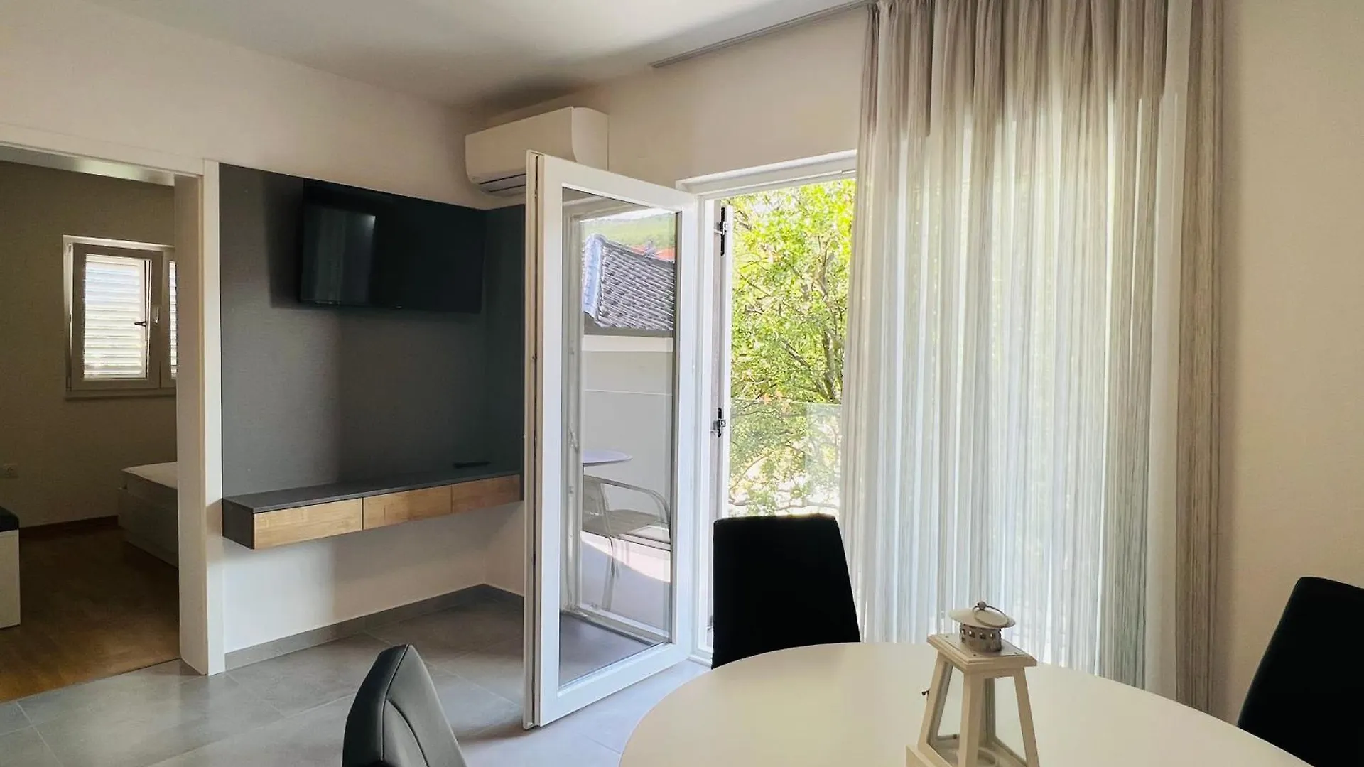 Apartmani Avis Selce 0*,  Kroatien